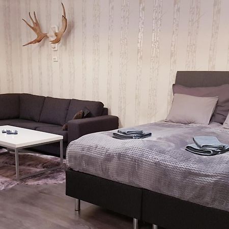 Vartiomaja - Beautiful Apartment Near Arktikum Rovaniemi Eksteriør billede